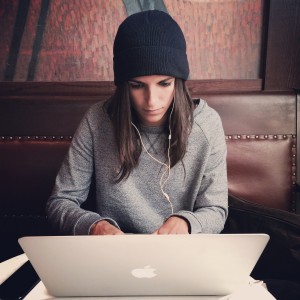 Graphics Designer at an advertising firm using mac for banking