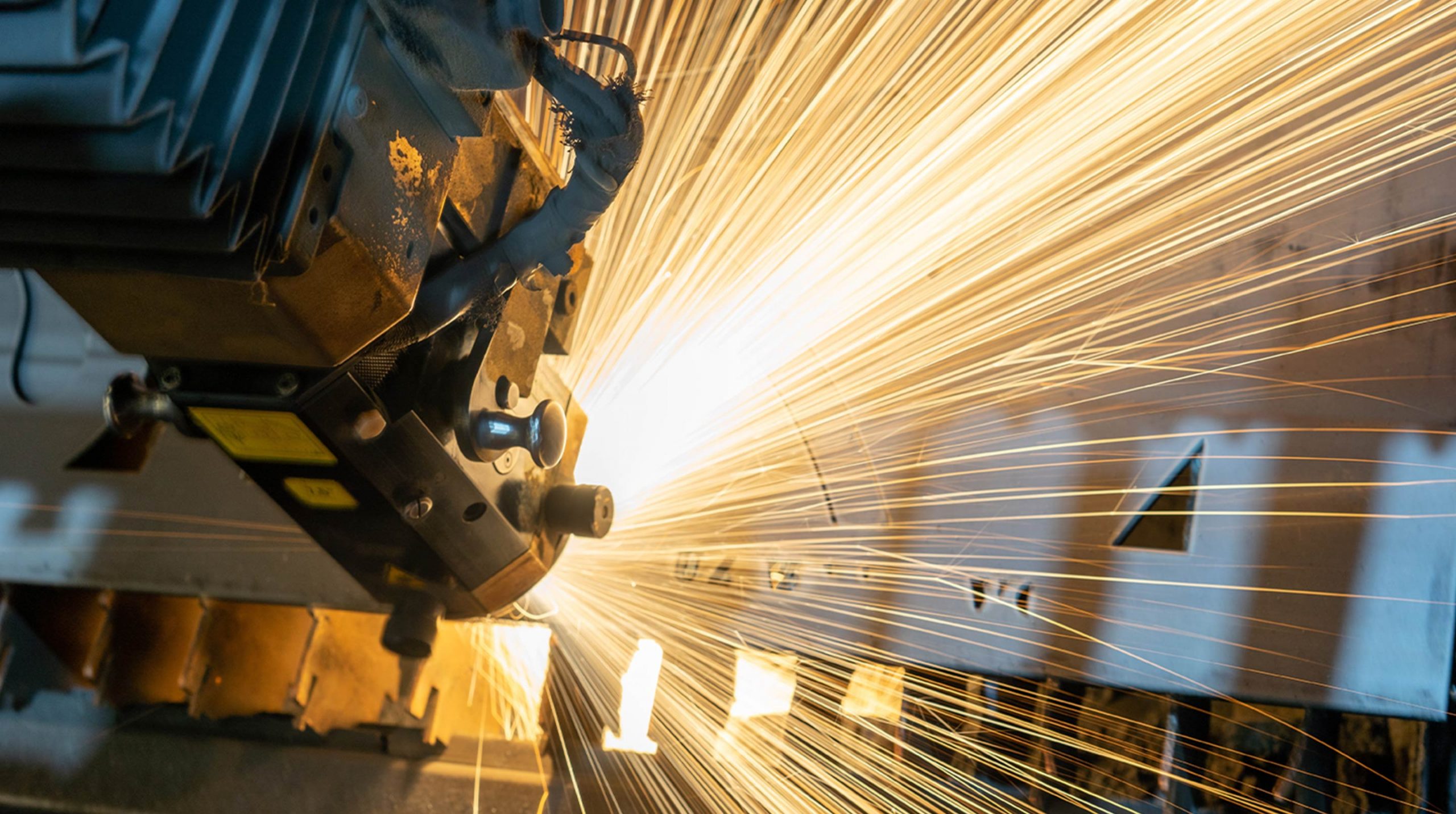 Practical Challenges and Recommendations for increasing Overall Equipment Effectiveness