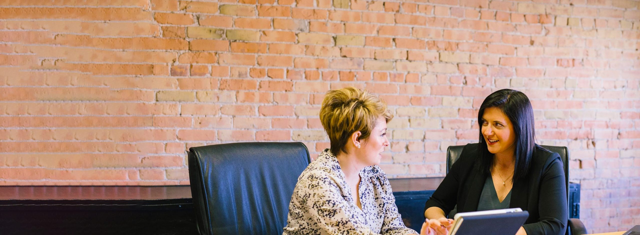 blog-banner-What-Customers-Want-From-a-Data-Analytics-Perspective