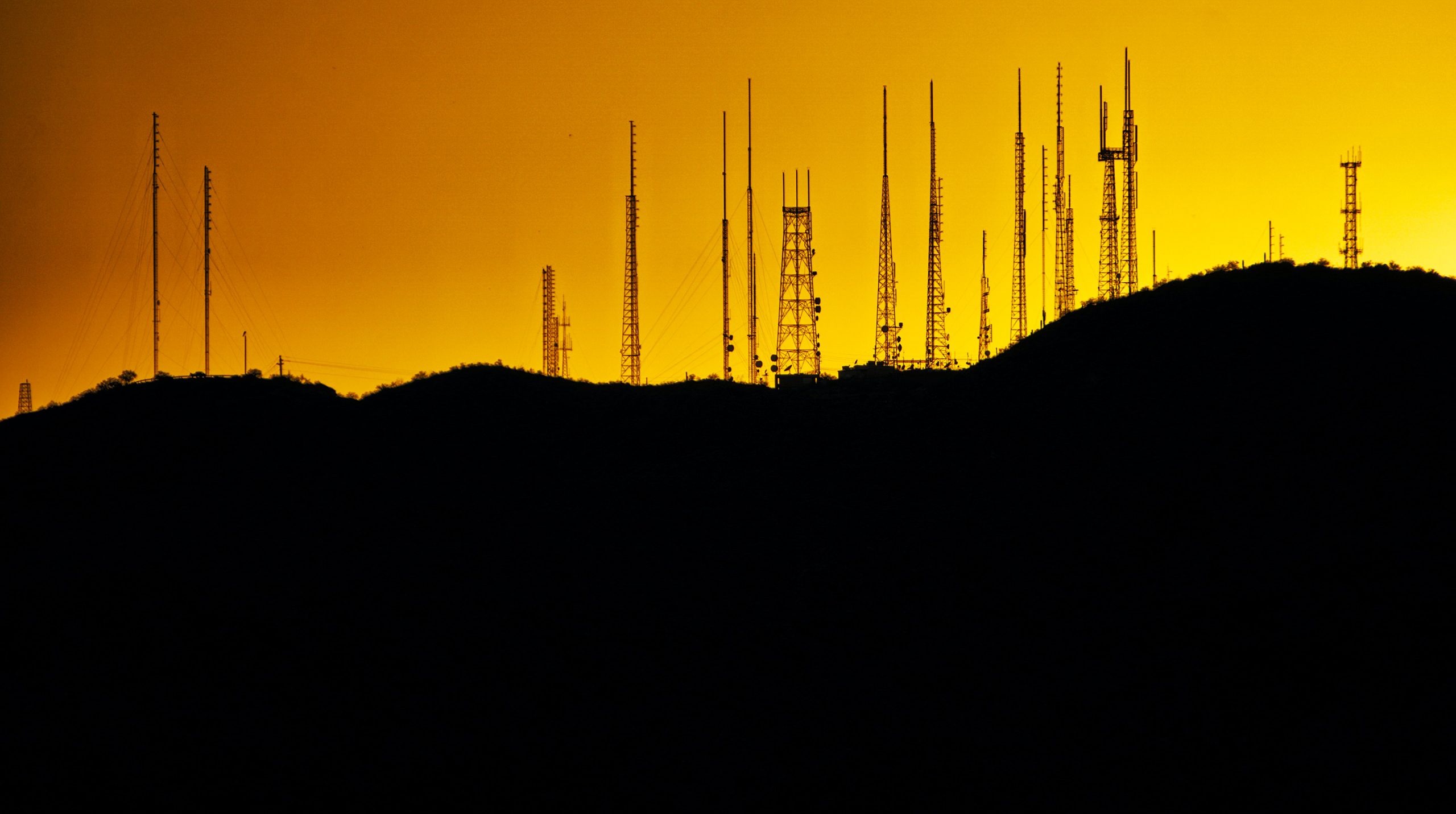 Leading telecom infrastructure provider gains real-time reporting into tower sites with Persistent’s IoT-based solution
