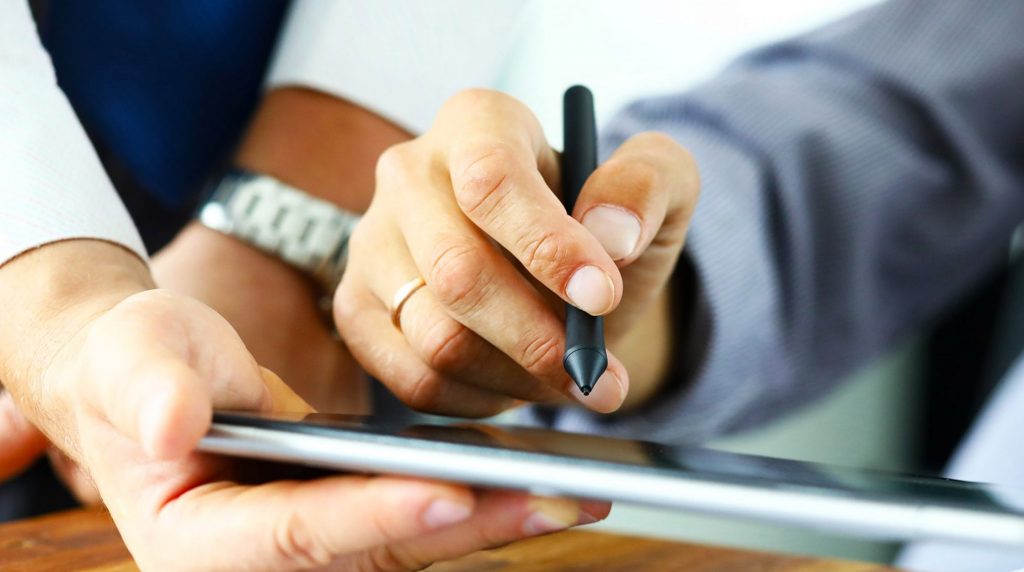 Embedded Finance- What is it? And How Your Credit Union Can Benefit From it!