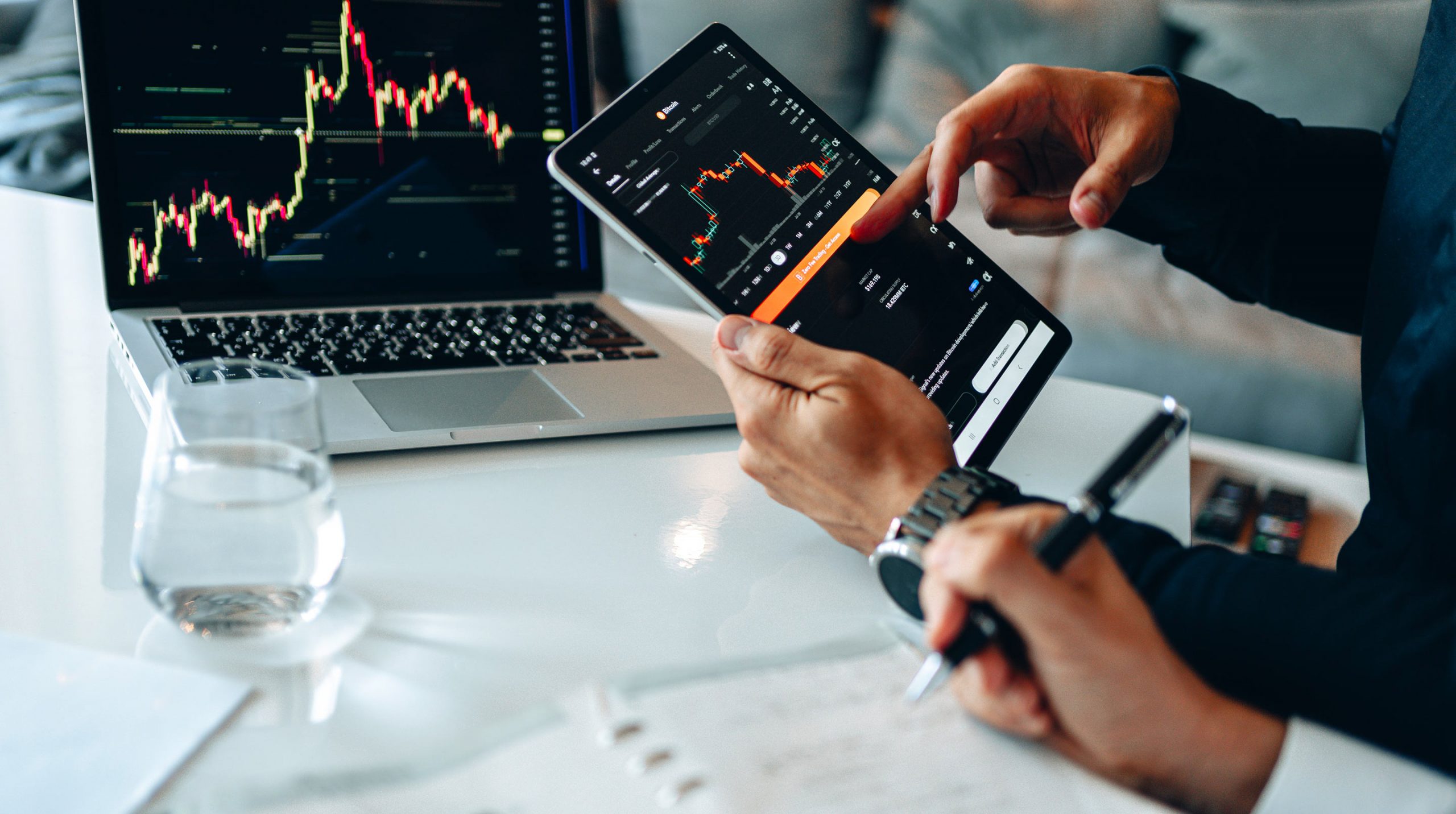 A treasury solution for cryptocurrency trading using stablecoins as exchange and settlement value
