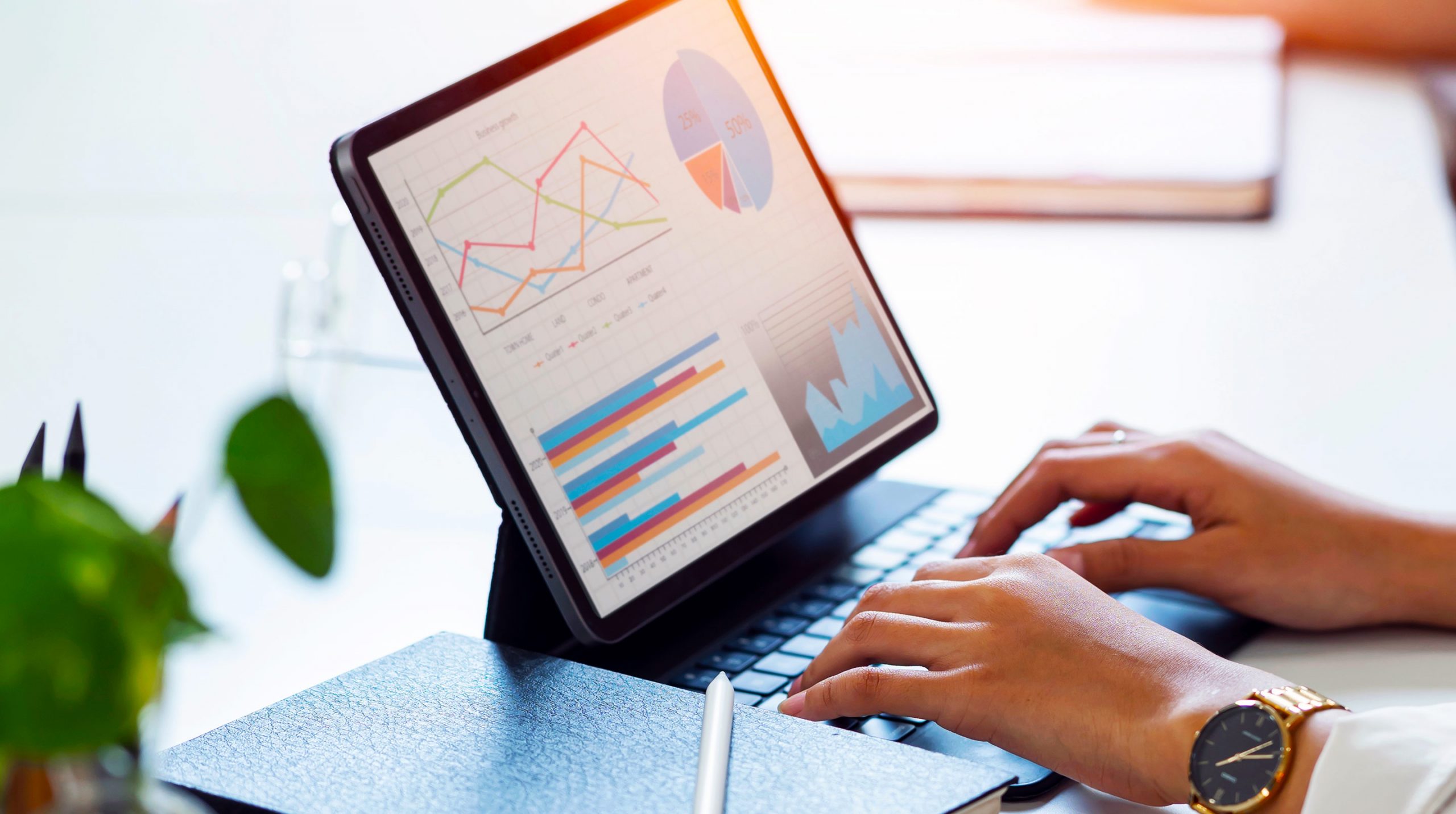 Powerful, extensible performance evaluation framework for enterprise blockchains